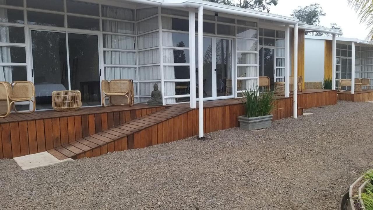 Hotel Terrazas Del Rio Negro Centenario Kültér fotó